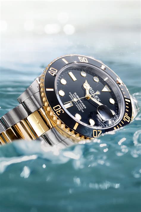 rolex submariner date uhrwerk|rolex submariner with date price.